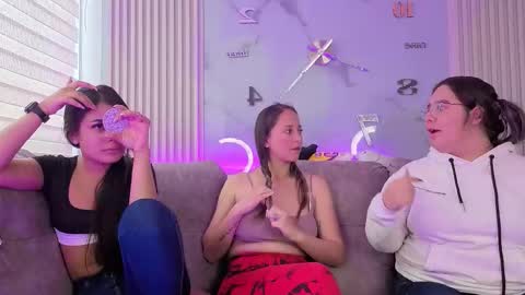 Snapshot of pink_as chatting on 20, 2, 2026 pink_as online show from 20, 2, 2026