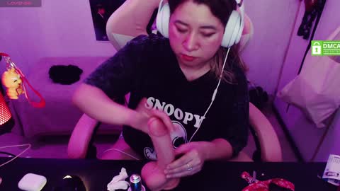 Snapshot of pink_girl0n chatting on 2, 1, 2025 Kitty online show from 2, 1, 2025