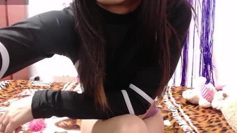 pink_love_25 online show from 2, 4, 2026