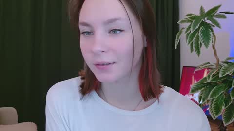 Snapshot of pink_seagull chatting on 19, 12, 2024 Eva online show from 19, 12, 2024