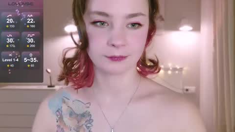 Snapshot of pink_seagull chatting on 10, 3, 2025 Eva online show from 10, 3, 2025