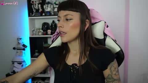 Snapshot of pinkcatlive chatting on 19, 5, 2026 Emily online show from 19, 5, 2026
