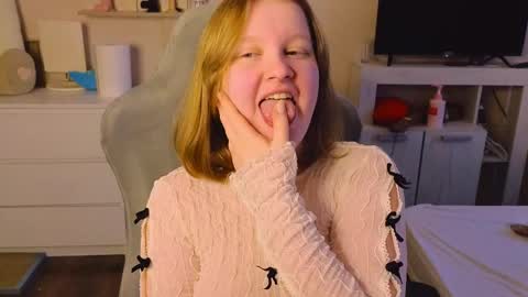 pinkiep1e online show from 11, 4, 2026