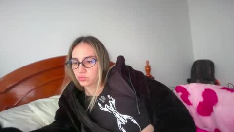 Pinkilola online show from 31, 5, 2026