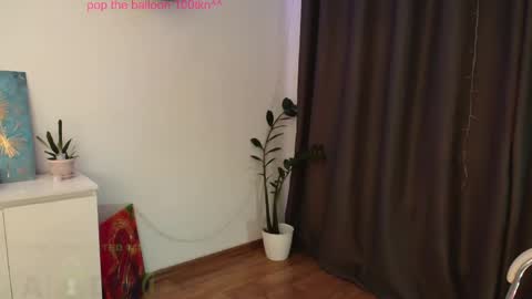 Perlita online show from 9, 2, 2025