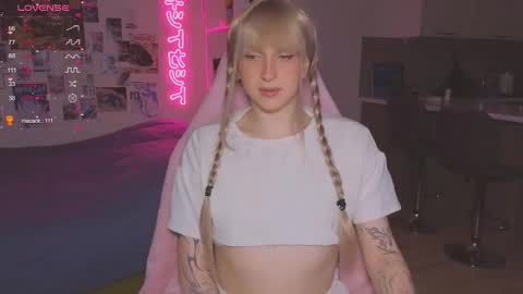 pinkvenom_ online show from 29, 11, 2025