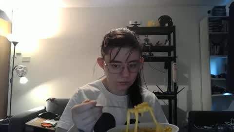 pinkwife97 online show from 17, 9, 2025