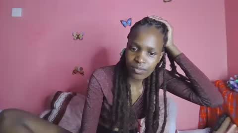 pinky_cockoo online show from 13, 4, 2026