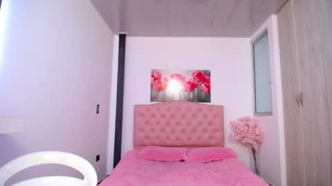 pinky_f00x online show from 24, 11, 2025