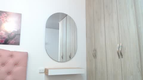 pinky_f00x online show from 4, 2, 2026