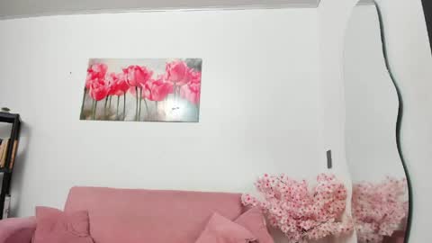 pinky_f00x online show from 4, 6, 2026