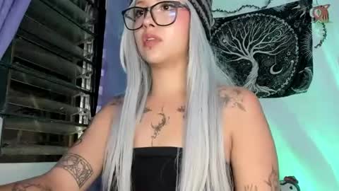 pinky_promiseex online show from 13, 6, 2026