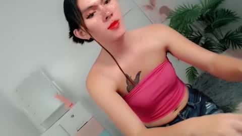 Snapshot of pinky_web03 chatting on 7, 11, 2025 pinky_web03 online show from 7, 11, 2025