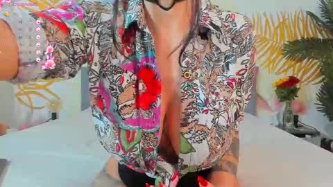 Pinkyishere online show from 9, 2, 2025