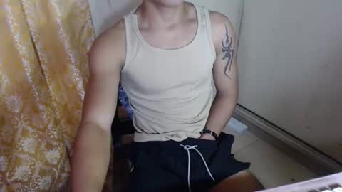Snapshot of pinoy_palautogxxx chatting on 20, 12, 2025 pinoy_palautogxxx online show from 20, 12, 2025