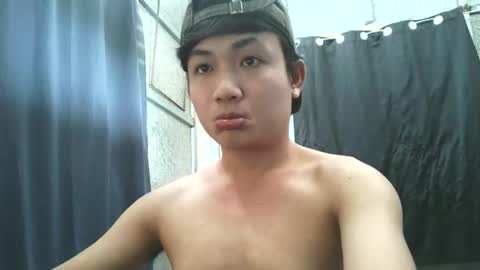 Snapshot of pinoy_petitehugecock chatting on 25, 9, 2025 alex online show from 25, 9, 2025