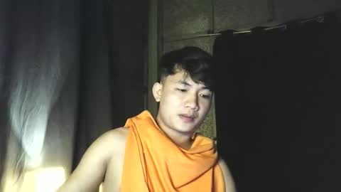 Snapshot of pinoy_petitehugecock chatting on 19, 10, 2025 alex online show from 19, 10, 2025