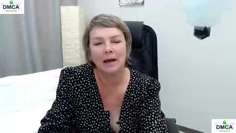 Snapshot of pion_s chatting on 22, 10, 2025 Bella online show from 22, 10, 2025