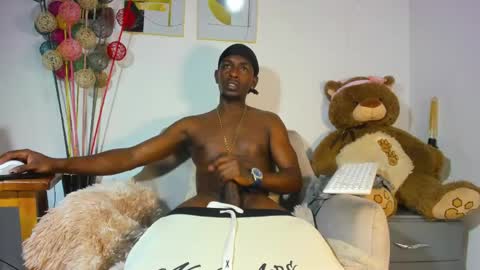 Snapshot of pipe_monstercock1 chatting on 15, 4, 2026 P I P E - M O NS T E R C O C K online show from 15, 4, 2026
