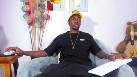 Snapshot of pipe_monstercock1 chatting on 23, 4, 2026 P I P E - M O NS T E R C O C K online show from 23, 4, 2026