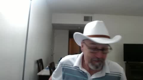 Snapshot of pipewizard chatting on 3, 3, 2025 pipewizard online show from 3, 3, 2025