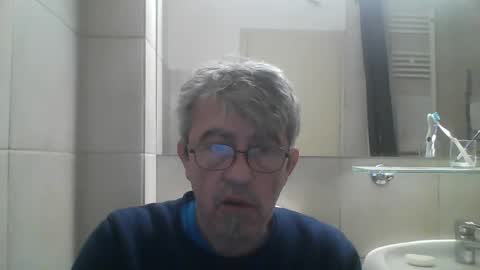 pipi2704 online show from 29, 12, 2024