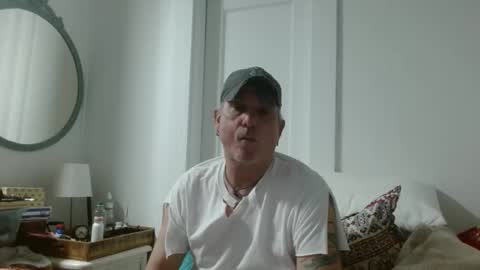 Snapshot of pirate334 chatting on 4, 4, 2026 pirate334 online show from 4, 4, 2026