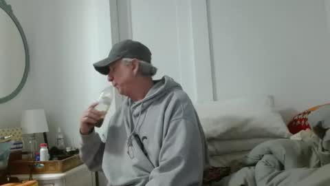 Snapshot of pirate334 chatting on 7, 4, 2026 pirate334 online show from 7, 4, 2026