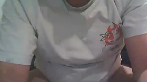 Snapshot of pislezg1 chatting on 19, 4, 2026 pislezg1 online show from 19, 4, 2026