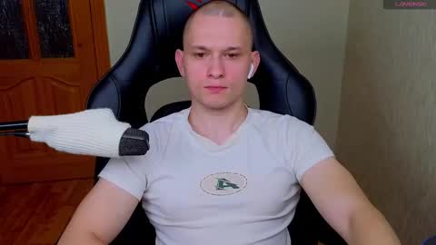 STRONGBEAUTY online show from 31, 12, 2024