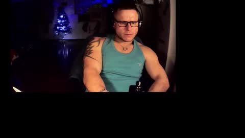 Snapshot of pitrs30sexy chatting on 5, 1, 2026 pitrs30sexy online show from 5, 1, 2026