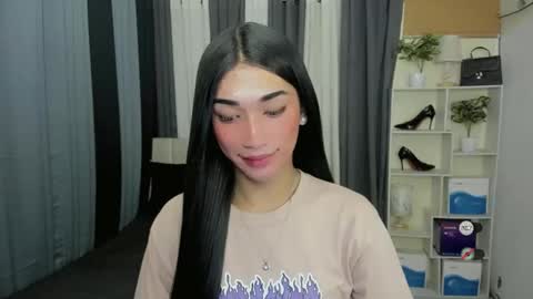 pixiedoll_ online show from 19, 3, 2026