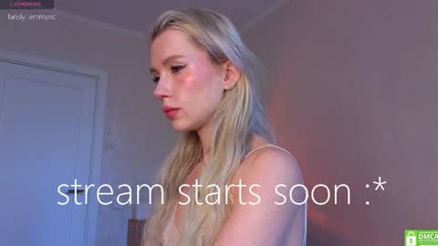 Emmy and Edward online show from 3, 3, 2026