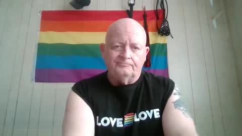 Snapshot of playboychas chatting on 18, 4, 2026 chaz online show from 18, 4, 2026