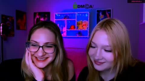 Sophie online show from 15, 4, 2026