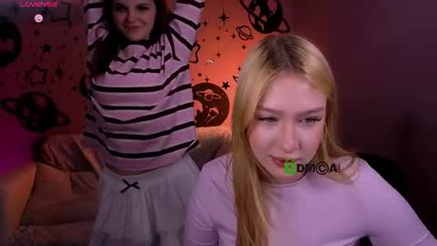 Snapshot of playful_sophie chatting on 16, 6, 2026 Sophie online show from 16, 6, 2026