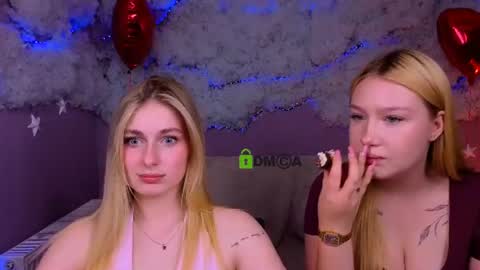 Snapshot of playful_sophie chatting on 24, 6, 2026 Sophie online show from 24, 6, 2026