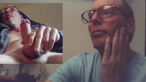 Snapshot of playfuljoy chatting on 28, 5, 2026 StudMan online show from 28, 5, 2026