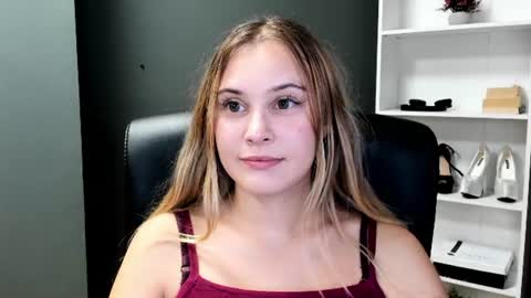Snapshot of playgirl_valeria chatting on 9, 7, 2026 Valeria online show from 9, 7, 2026