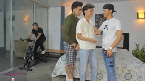   online show from 15, 11, 2025