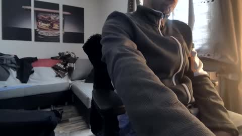 Hello ask me  . Im glad  to see you here in my room. Welcome PVT is open online show from 5, 10, 2025