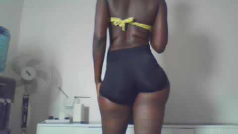 Snapshot of pleasureme_1 chatting on 25, 4, 2026 josephine joy awuor online show from 25, 4, 2026