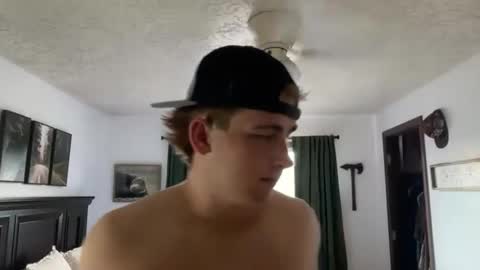 Kayden Mills online show from 20, 11, 2025