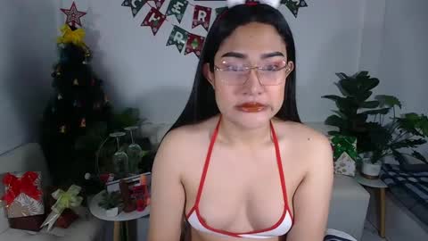 Snapshot of ploysaithailand chatting on 25, 12, 2024 Ploysai online show from 25, 12, 2024