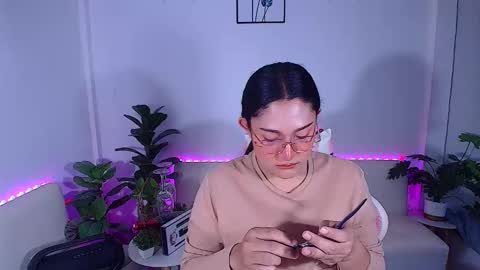 Snapshot of ploysaithailand chatting on 21, 10, 2025 Ploysai online show from 21, 10, 2025