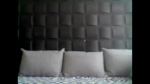 Snapshot of plutomaniaxxx chatting on 8, 3, 2026 plutomaniaxxx online show from 8, 3, 2026
