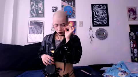    online show from 16, 10, 2025