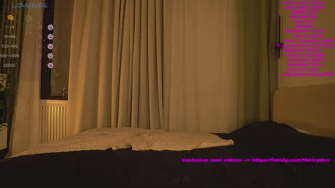 Snapshot of pocahontascb chatting on 26, 10, 2025 online show from 26, 10, 2025