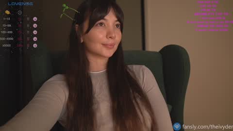 Snapshot of pocahontascb chatting on 23, 11, 2025 online show from 23, 11, 2025