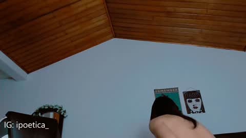 IG ipoetica  online show from 27, 12, 2024